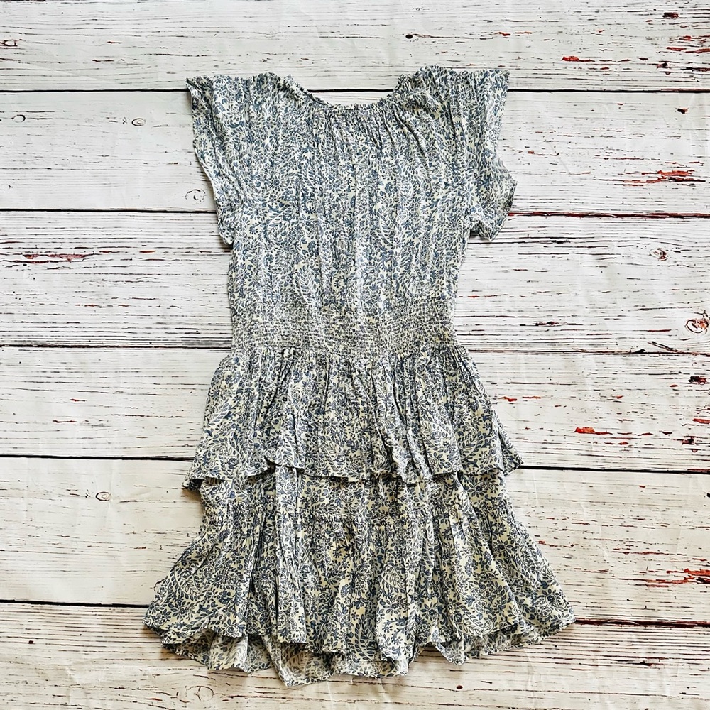 Women’s Floral Blue and White Dress! Size M - Picture 3 of 6